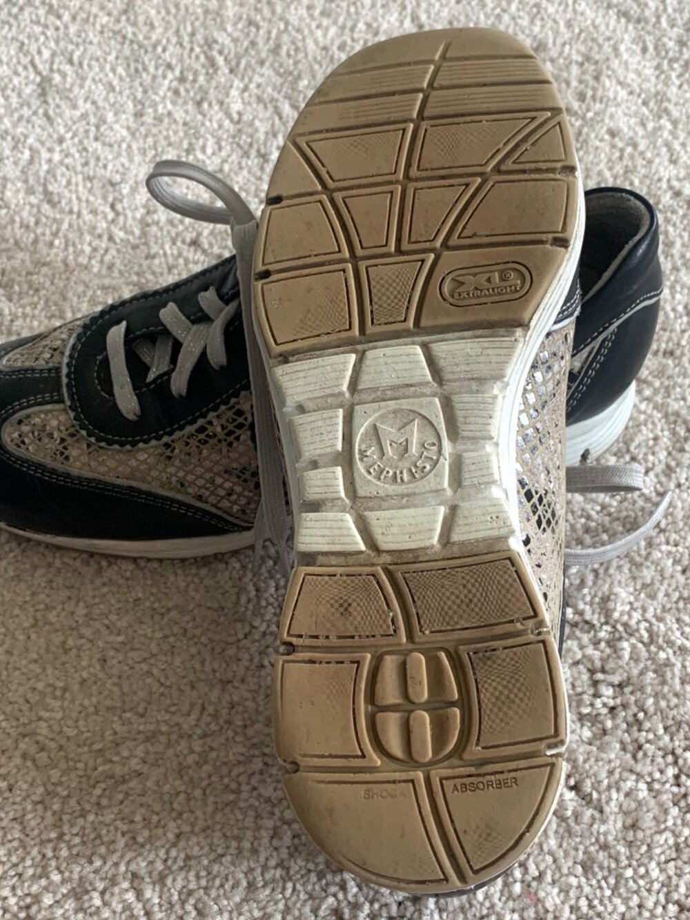 Mephisto Snake Pattern Air-Jet Sneakers, Genuine Leather, Size 6 - Picture 4 of 7